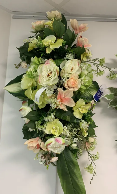 Vente de dessus de cercueils en fleurs artificielles à Yssingeaux