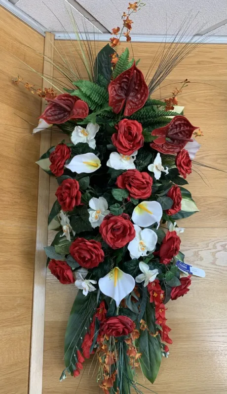Vente de dessus de cercueils en fleurs artificielles à Yssingeaux