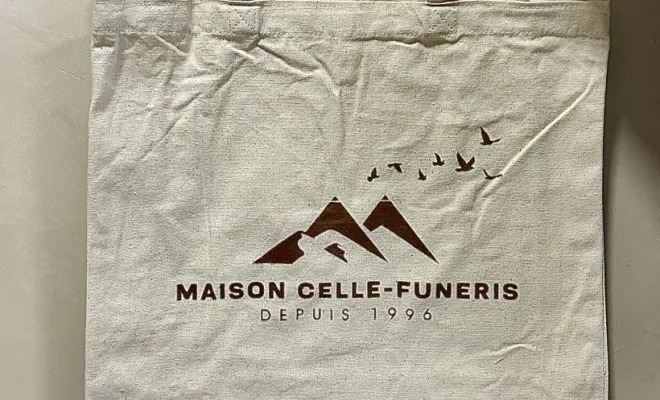 Sac en lin : Maison CELLE-FUNERIS depuis 1996