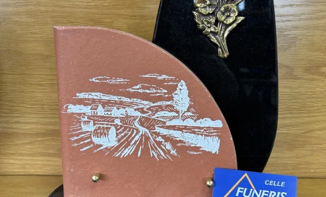 Plaques funéraires, entre tradition et modernité., Yssingeaux, Pompes Funèbres Celle